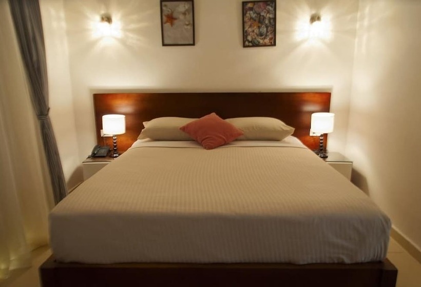 家庭间, Elaria Hotel Hurgada