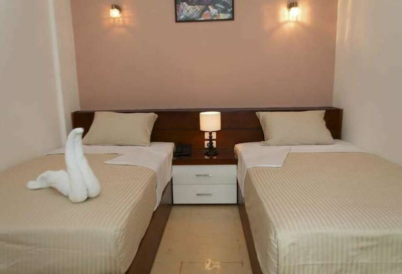 家庭间, Elaria Hotel Hurgada