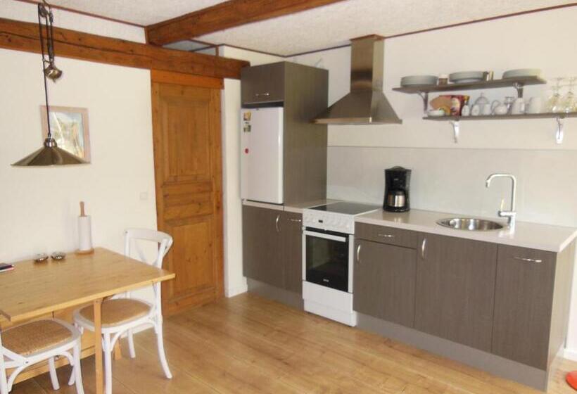 Апартаменты 1 Спальня, Nyager Apartments