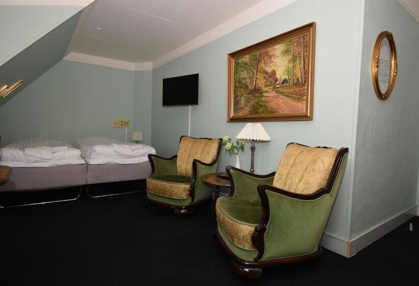 Четырехместный Номер Deluxe, Danhostel Frederikshavn City