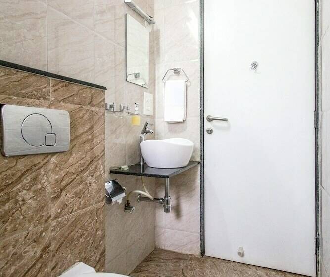 Номер Стандарт, Treebo Park View Hadapsar