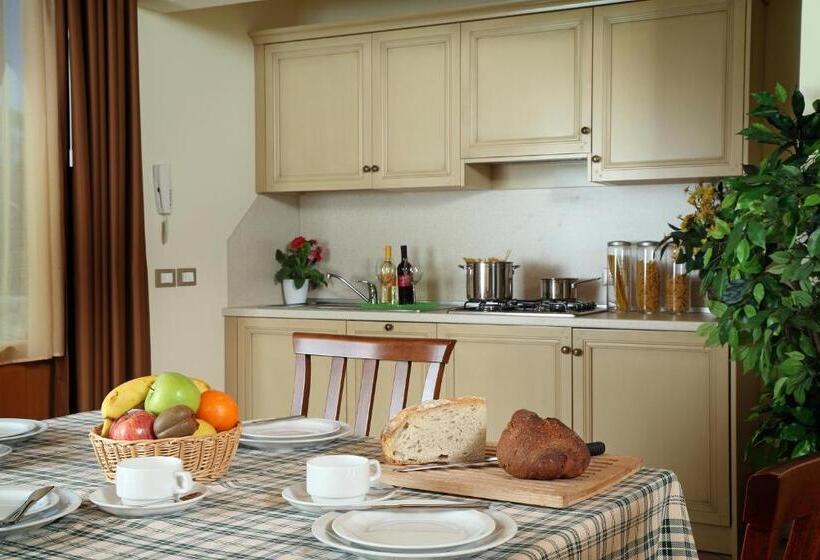 شقة غرفتين, Residence Borgo Mondragon