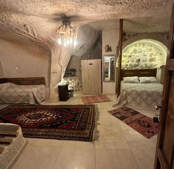 Suite Deluxe, Aurora Cave