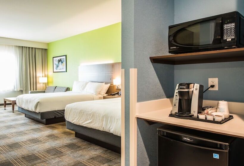 Номер Стандарт Адаптированный для Инвалидов, Holiday Inn Express & Suites   Dripping Springs   Austin Area, An Ihg