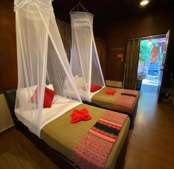 اتاق لوکس, Ombak Dive Resort Perhentian Island