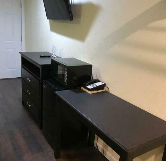 Quarto Economy, Budget Inn