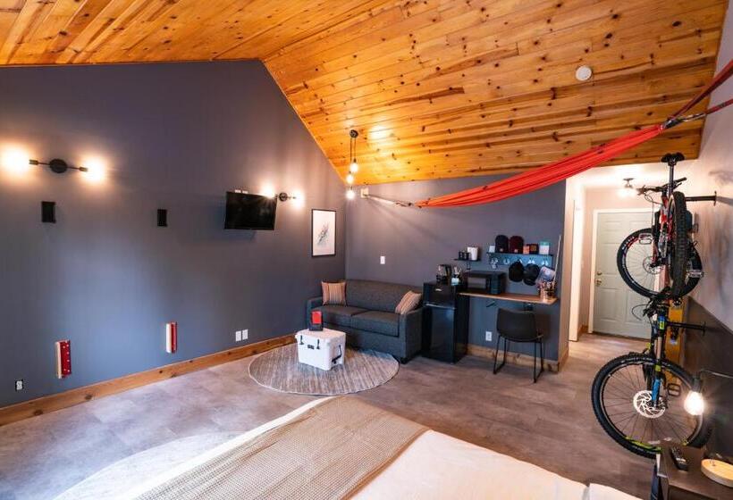Номер Стандарт, Loge Mt. Shasta
