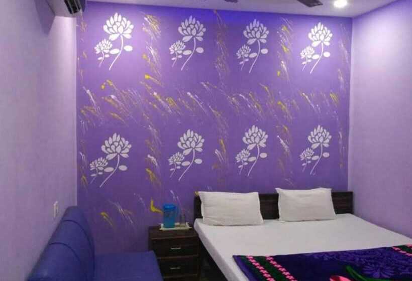 Standard Room, Atithi Galaxy