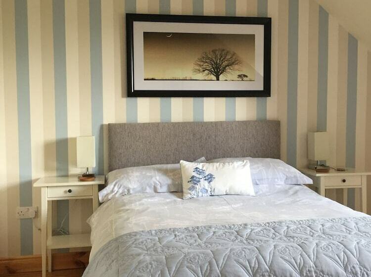 디럭스 룸, Marnic House B&b