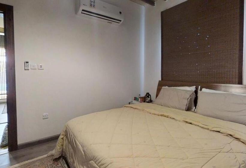 Номер Стандарт с Балконом, Al Rehbah Farm Resort   منتجع مزرعة الرحبة