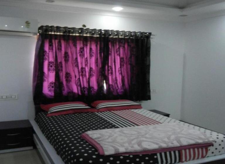 ویلای 2 خوابه, Shree Radhe Bungalow Bhuj