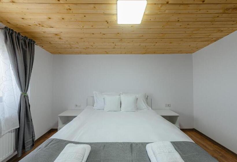 Номер Стандарт, Casa Perla Vlădesei