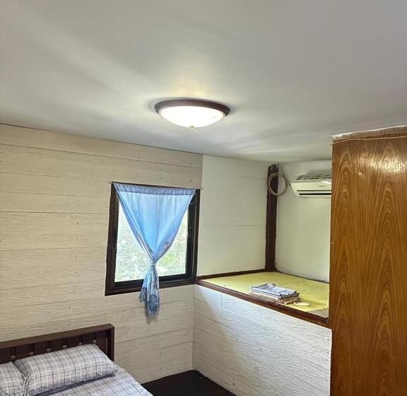 스탠다드 룸, Noahs Ark Suites