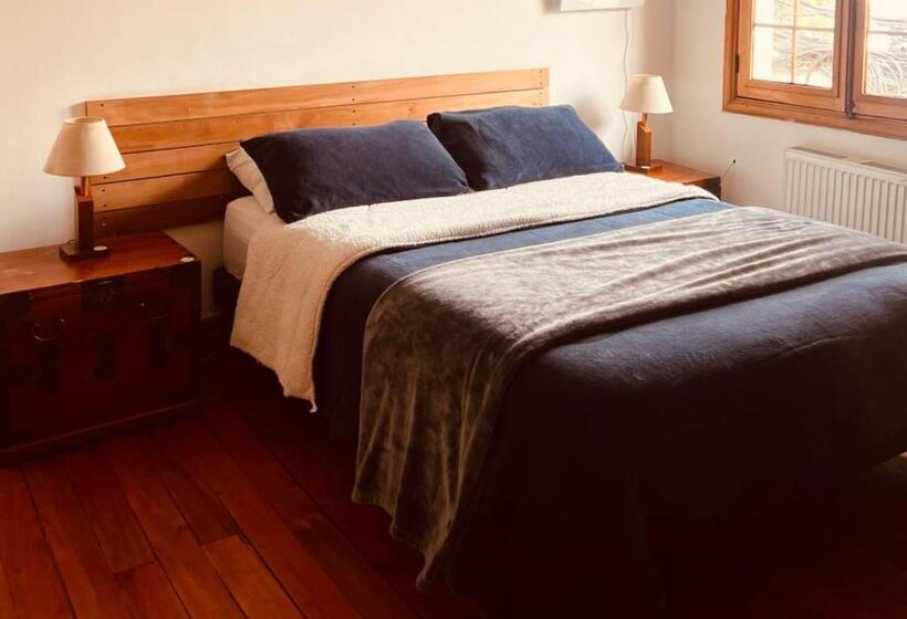 اتاق خانوادگی, Casona Montt 522   B&b