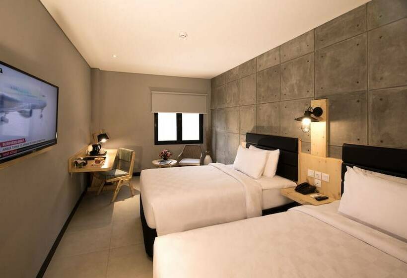 Семейный Номер, Ayaartta Hotel Malioboro