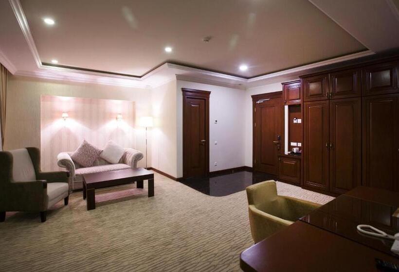 이그제큐티브 스위트, Central Hotel Yerevan