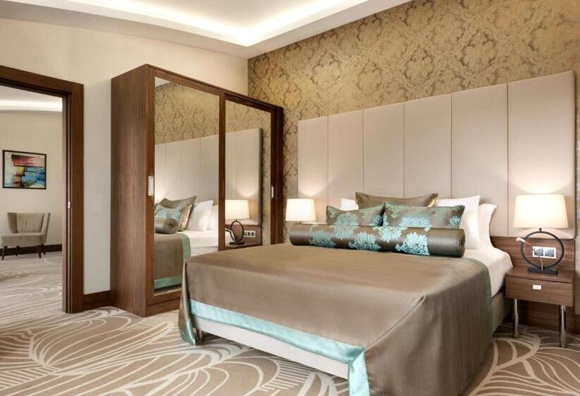 سوییت خانوادگی, Ramada By Wyndham Yalova