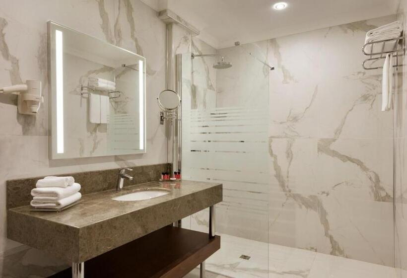 سوئیت پرزیدنت, Ramada By Wyndham Yalova