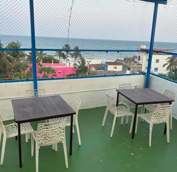 Студия Стандарт Вид на Море, The Ocean Grand