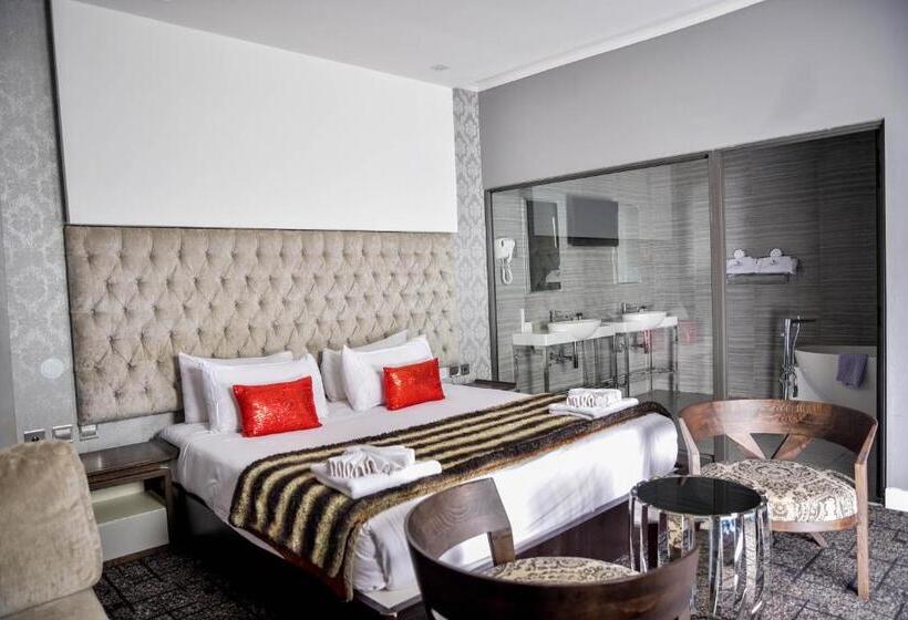 سوییت اجرایی, Staywell Hotels