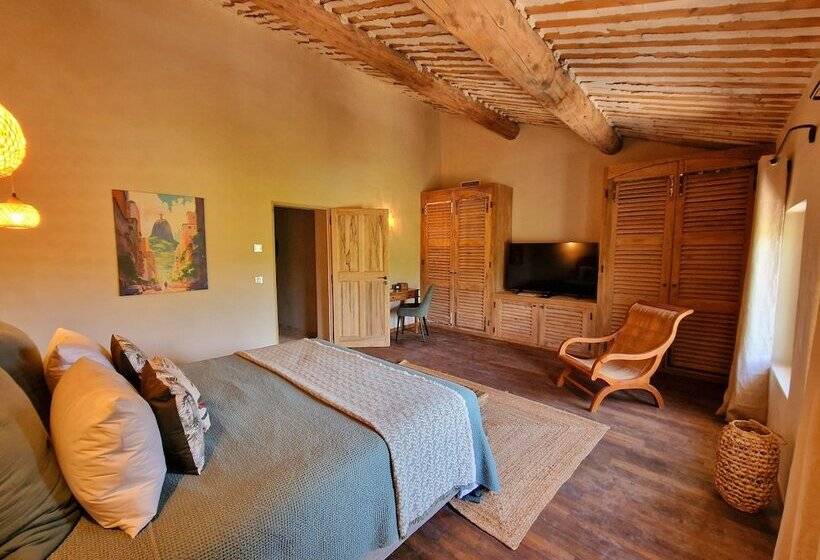 Номер Стандарт, Bastide Des 7 Sœurs