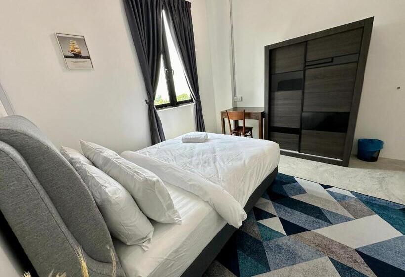 Номер Deluxe Вид на Море, Ferringhi Inn 51
