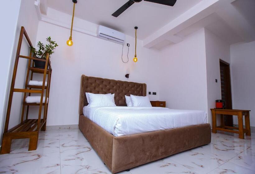 Номер Deluxe Вид на Море, Sakura Surf Lanka Hotel & Restaurant
