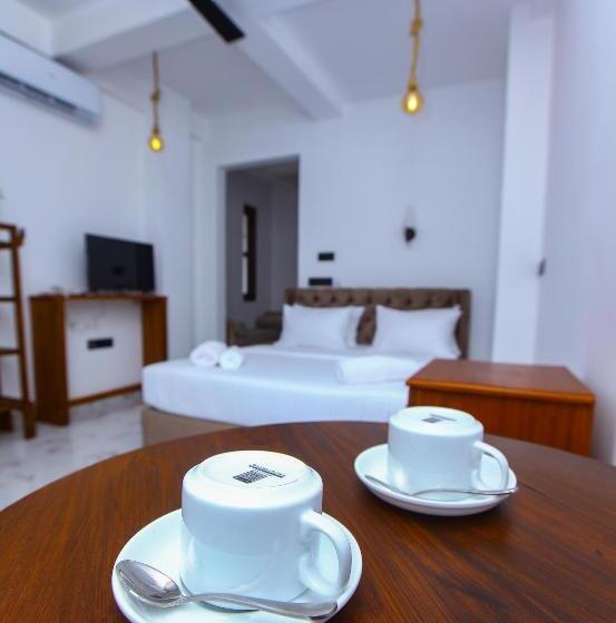 Номер Deluxe Вид на Море, Sakura Surf Lanka Hotel & Restaurant