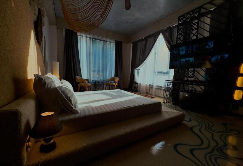 اتاق استاندارد با تخت بزرگ, Inn Ozz Almaty