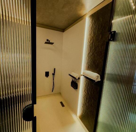 اتاق استاندارد با تخت بزرگ, Inn Ozz Almaty