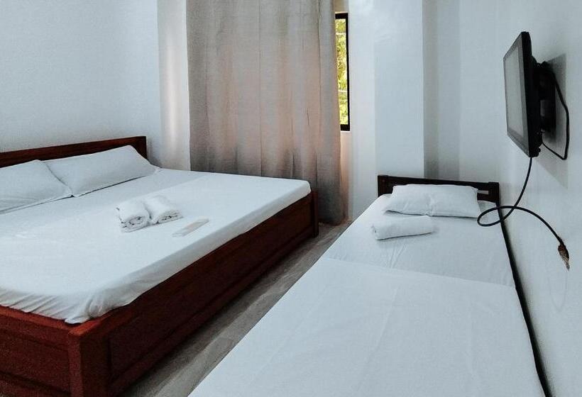 اتاق لوکس, Reddoorz At Elton Guesthouse