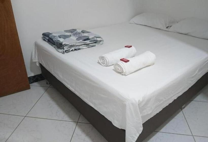 اتاق لوکس سه تخته, Hospedaje Buenos Aires
