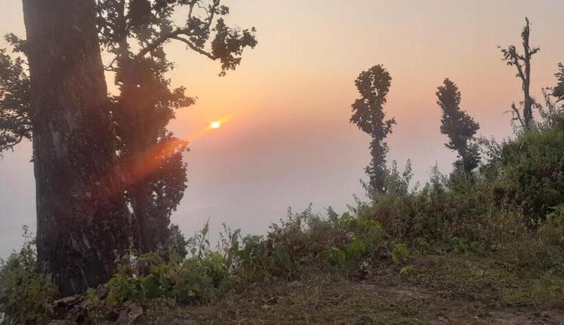 اتاق استاندارد با چشم‌انداز باغ, Coffee Farmstay In Tamang,chepang Village Parewakot ,chitwan