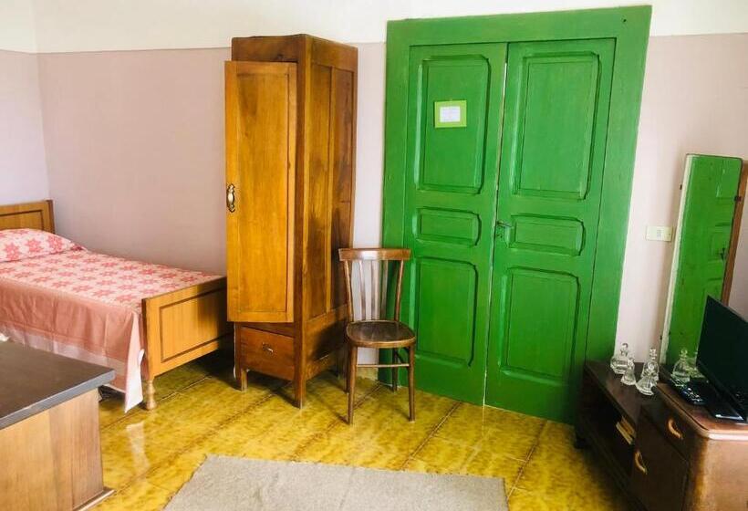 Номер Стандарт с Террасой, La Casa Di Civita