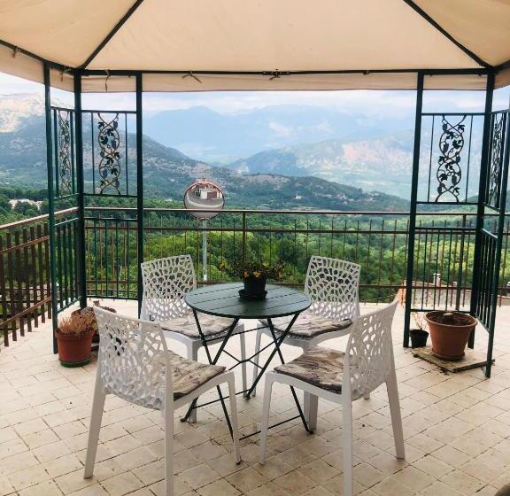 Номер Стандарт с Террасой, La Casa Di Civita