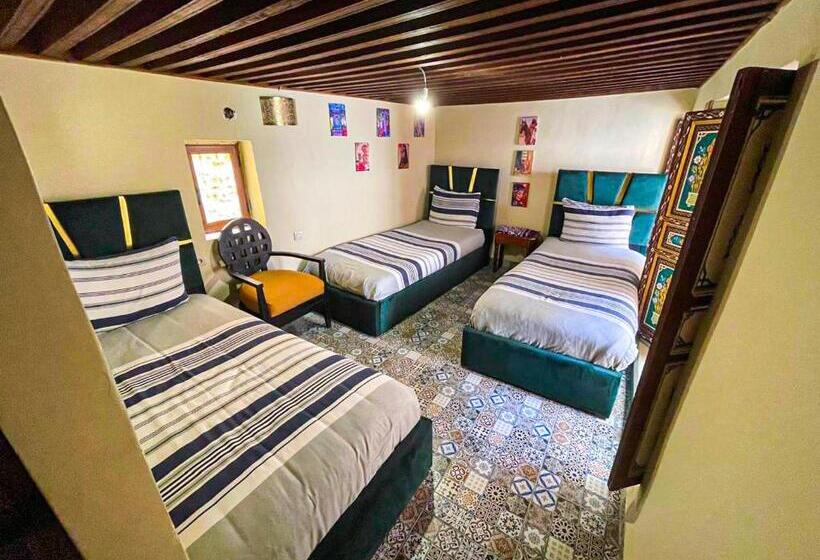 اتاق استاندارد سه نفره, Riad Dar Fatihi Fes