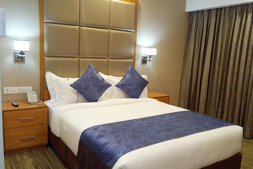 اتاق استاندارد با تخت بزرگ, Days Hotel Dhaka