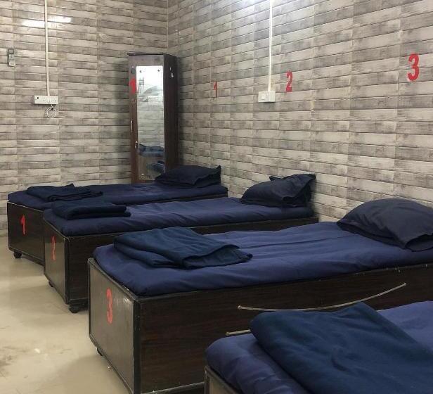 Quarto Estandar Banheiro Compartilhado, Charyana Solo Backpackers