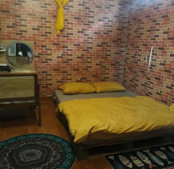 اتاق اکونومی, ở Mô Dalat
