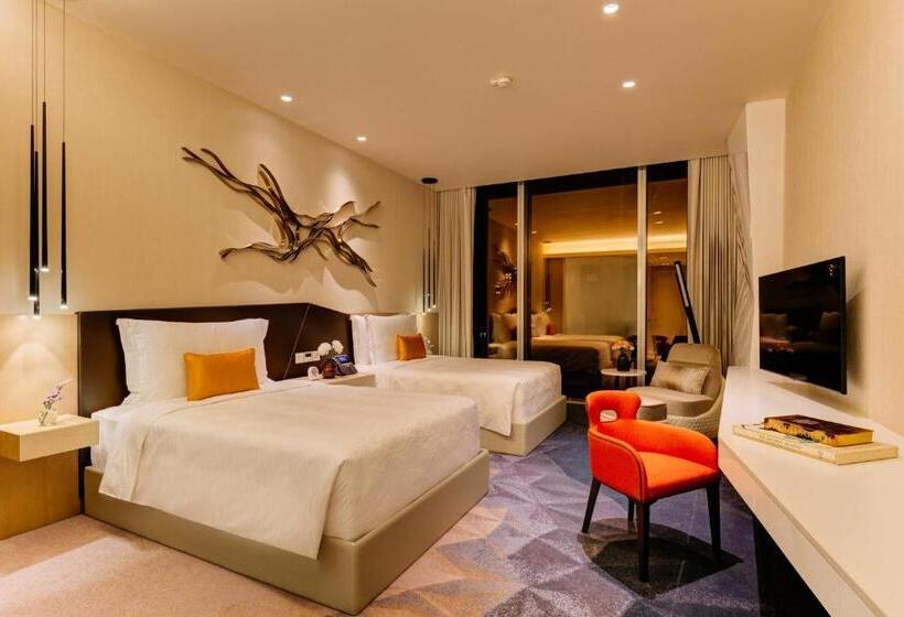 Premium room with view, Cinnamon Life At City Of Dreams