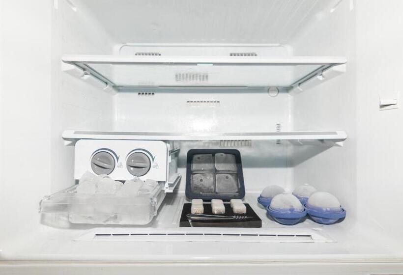 1 Bedroom Penthouse Apartment, The Belmonte Penthouse