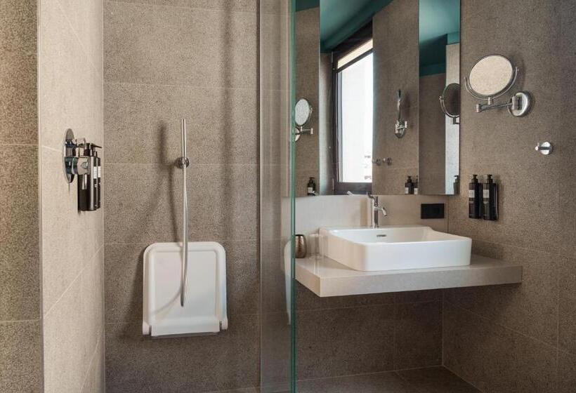 Номер Стандарт Адаптированный для Инвалидов, Wanderlust Hotel   Suite & Spa   Bardolino, Lago Di Garda   Verona