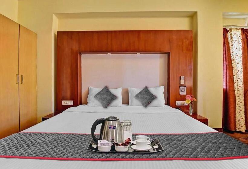 三人经典房间, Super Townhouse Fateh Sagar Formerly Vatika Inn