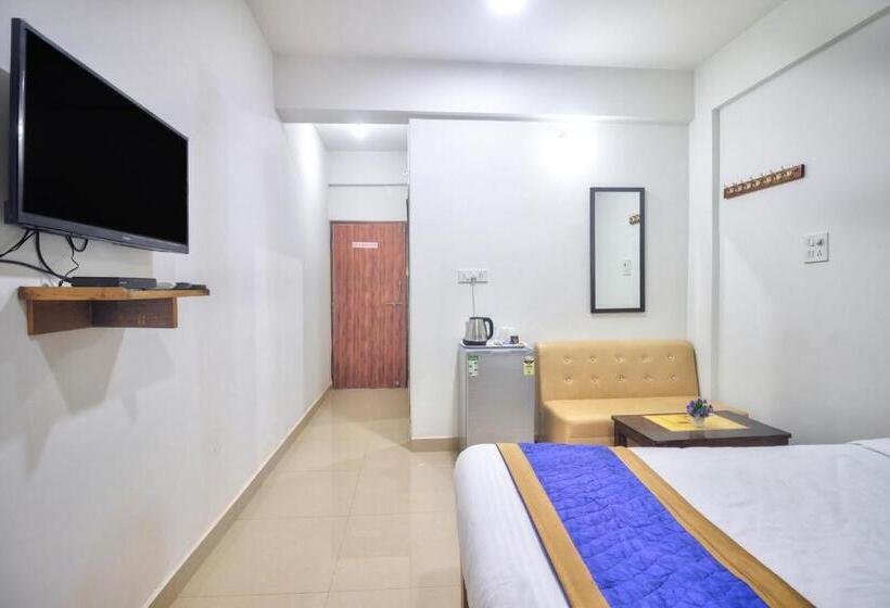 سوییت لوکس, Explorer Calangute