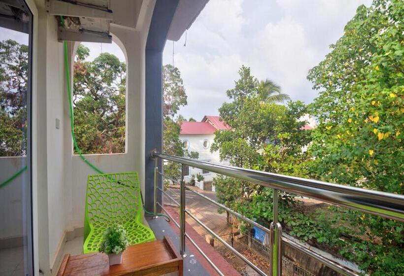 سوییت لوکس, Explorer Calangute