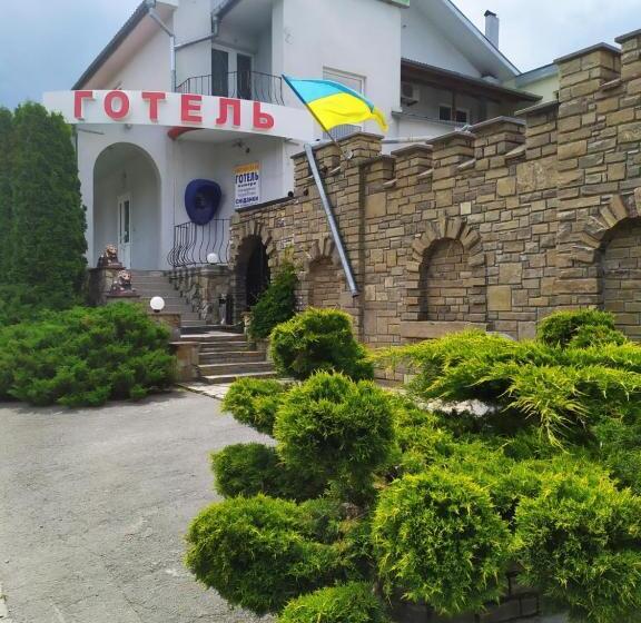 バルコニー付きスタンダードルーム, садиба