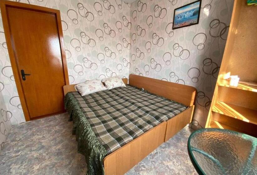 Quarto Estandar Banheiro Compartilhado, частные апартаменты мезенцевых