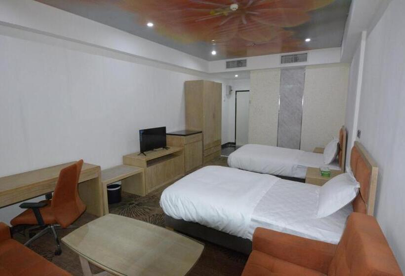 Cameră Standard, Melian