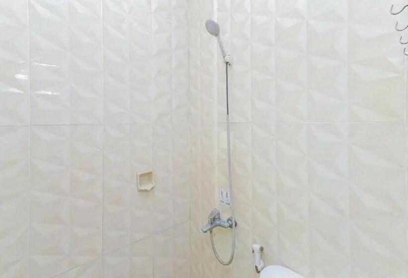 Номер Стандарт, Oyo 91292 Pondok Inap Shofwa 1