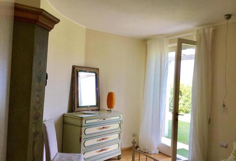 اتاق استاندارد, Il Montetto3...vicino A Lerici